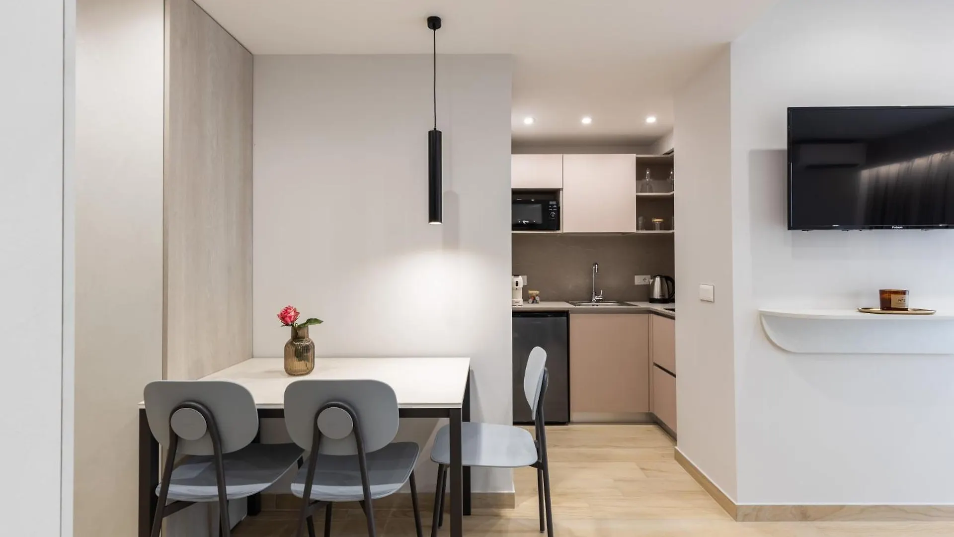 Aparthotel Ener Studios Tirana